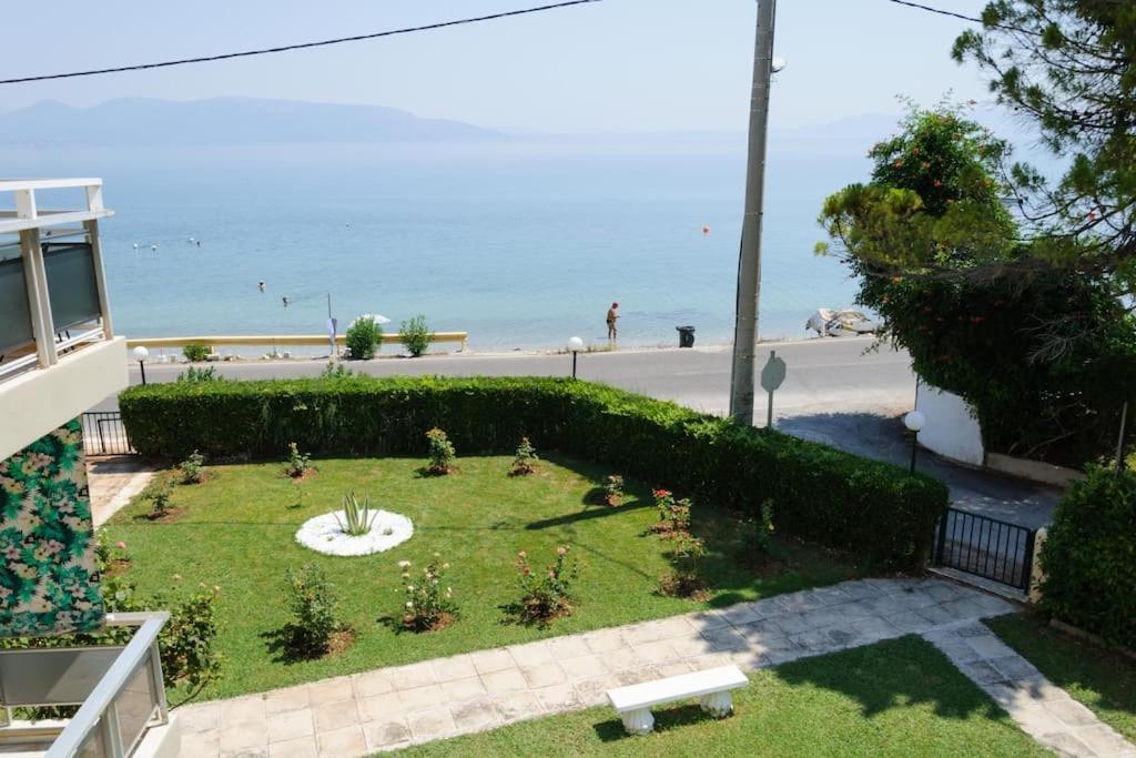 Beautiful Seaside Studio With Amazing View Athena Bagian luar foto